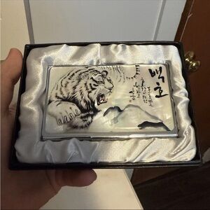 Elegant white Tiger Design business Card Holder brand new